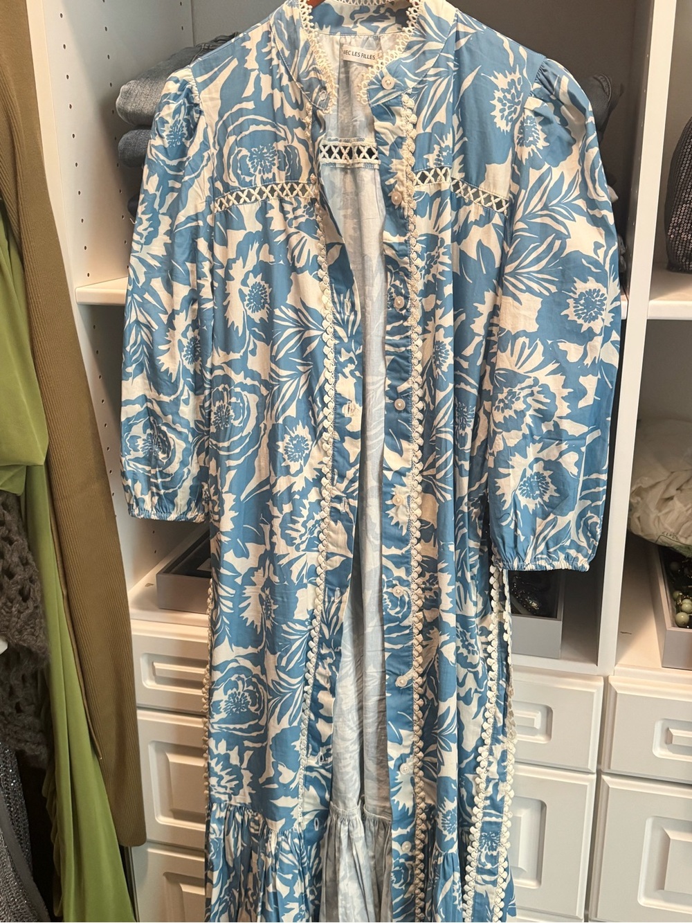 Avec Les Filles Blue and White Floral Maxi Dress
